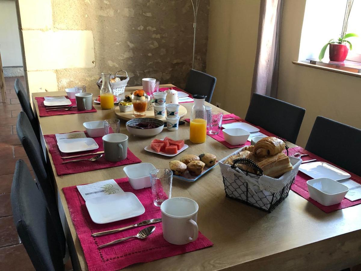 La Tour De La Conterie Bed & Breakfast Beaumont-Village ภายนอก รูปภาพ