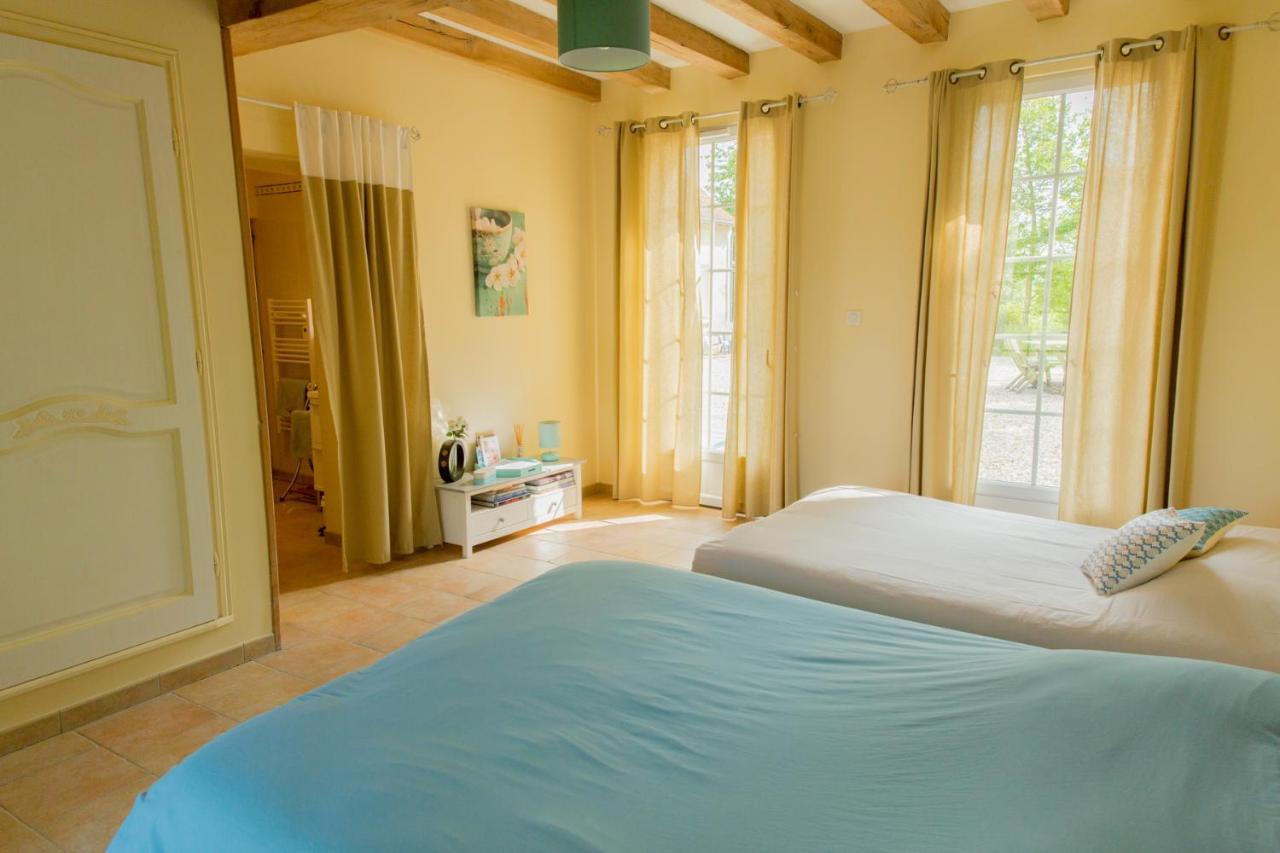 La Tour De La Conterie Bed & Breakfast Beaumont-Village ภายนอก รูปภาพ