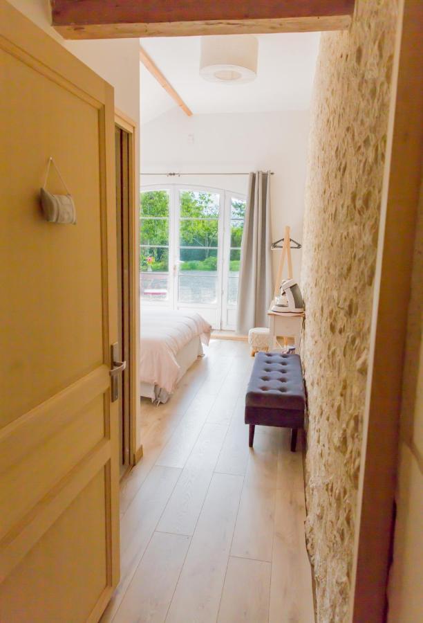 La Tour De La Conterie Bed & Breakfast Beaumont-Village ภายนอก รูปภาพ