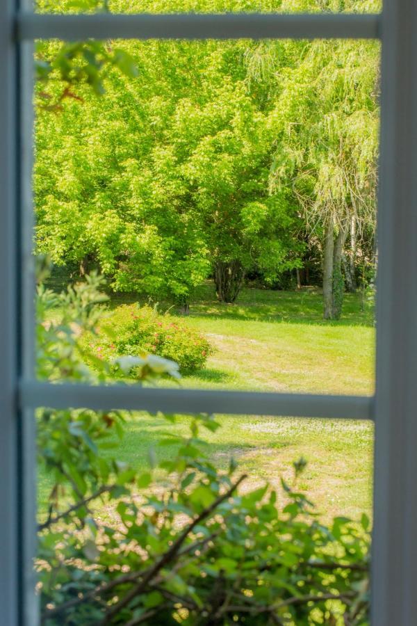 La Tour De La Conterie Bed & Breakfast Beaumont-Village ภายนอก รูปภาพ