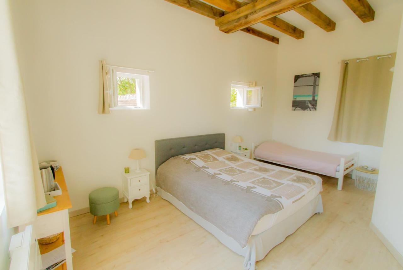 La Tour De La Conterie Bed & Breakfast Beaumont-Village ภายนอก รูปภาพ